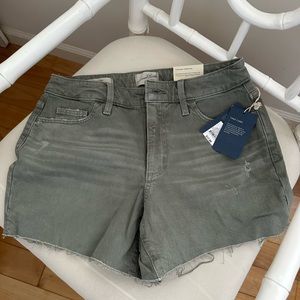 VINTAGE THREAD -  Jean Shorts - Size 6